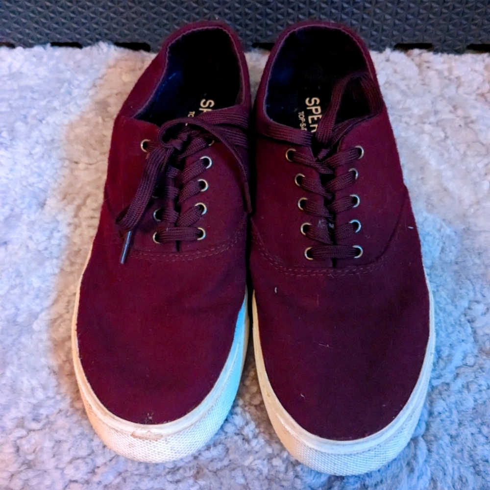 Sperry Women's Red Wool Lace Up Shoes size 9.5